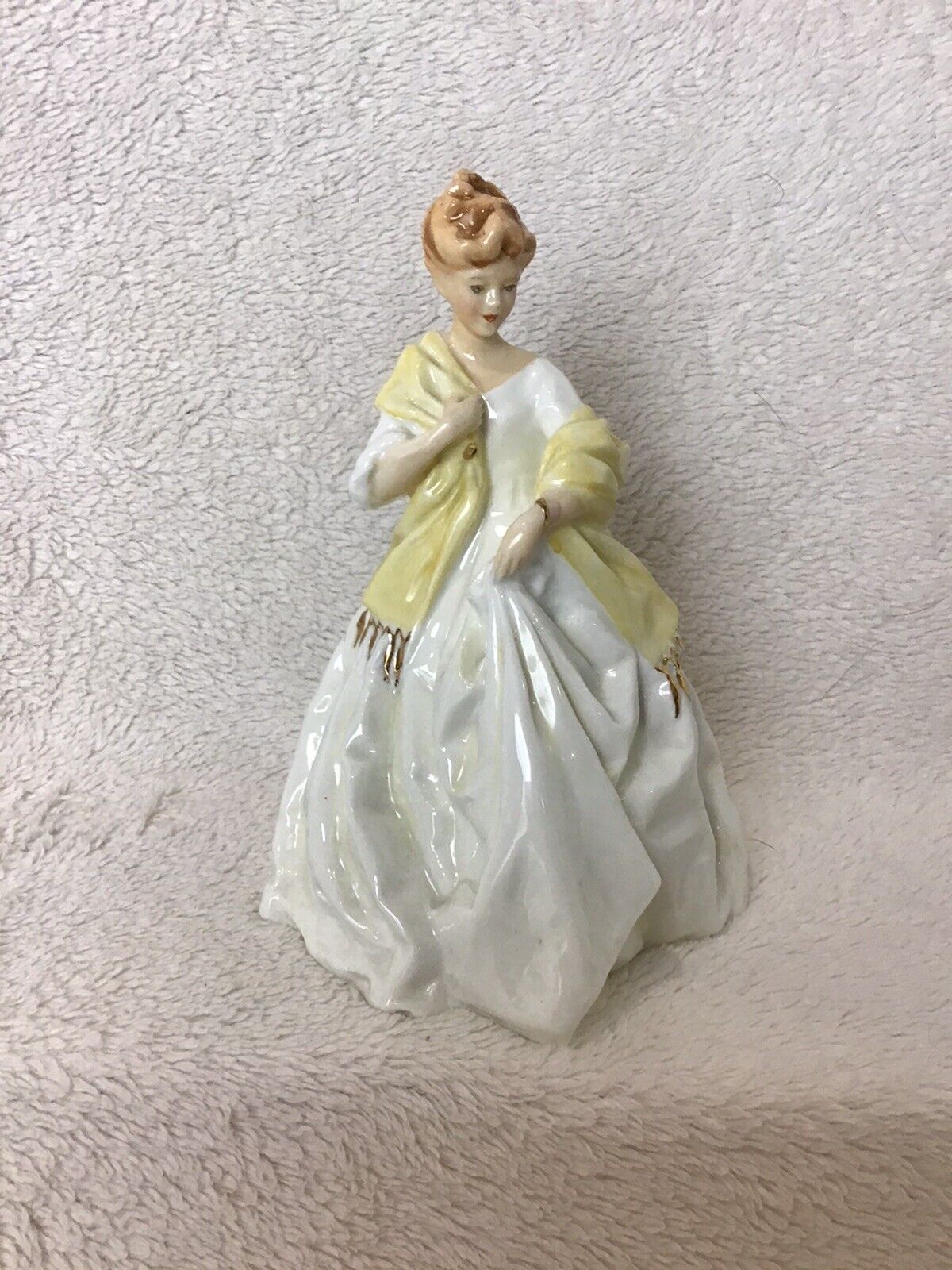 ROYAL WORCESTER PORCELAIN 3629 FIRST DANCE FIGURINE MODELLED BY FG DOUGHTY 