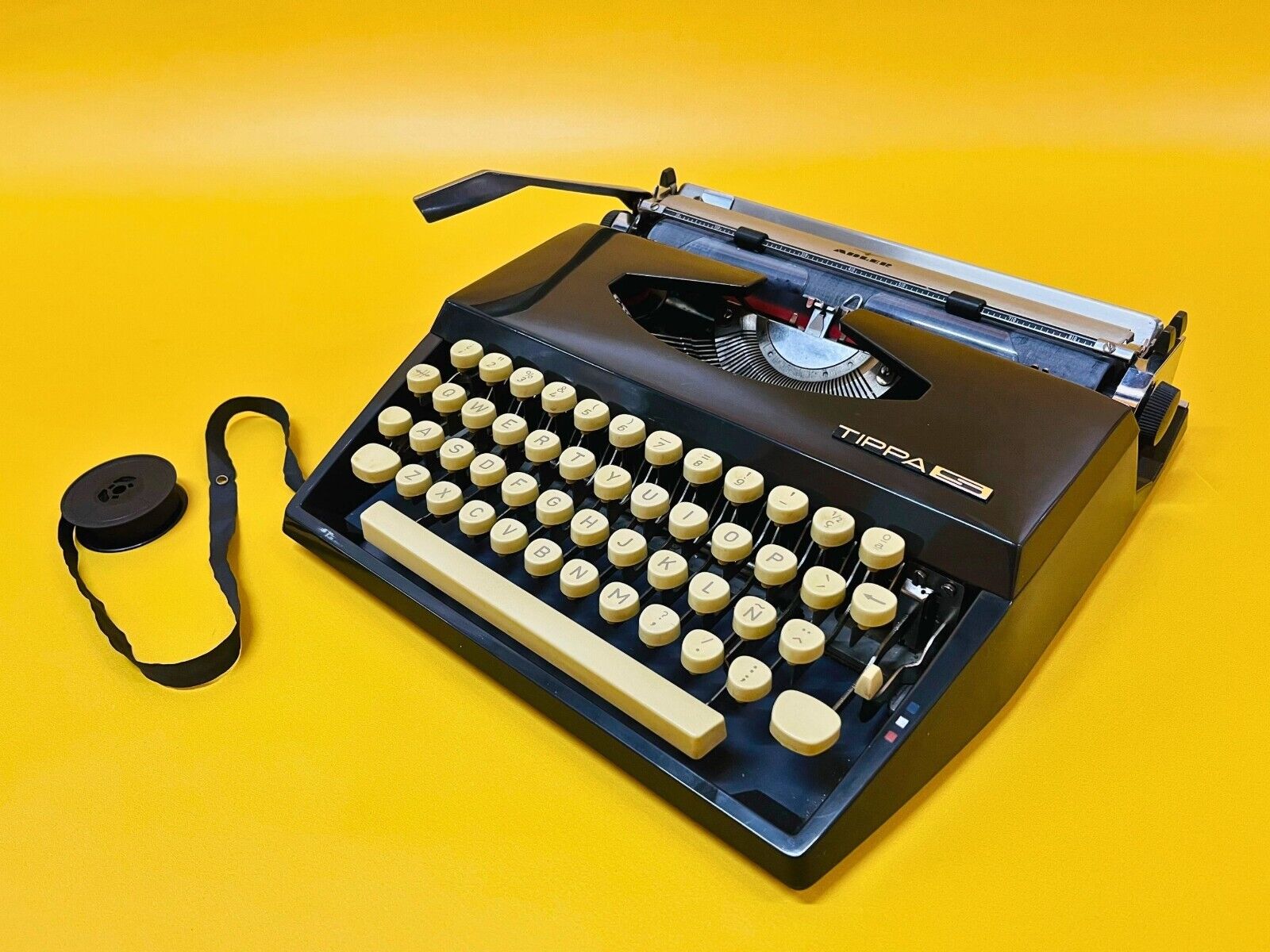 Working TYPEWRITER Adler Tippa S Black Typewriter Manual Typewriter 70 with Case