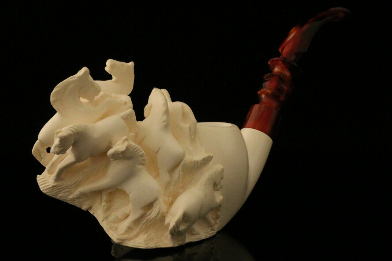 Horses Hand Carved Block Meerschaum Pipe with a fitted CASE 11666