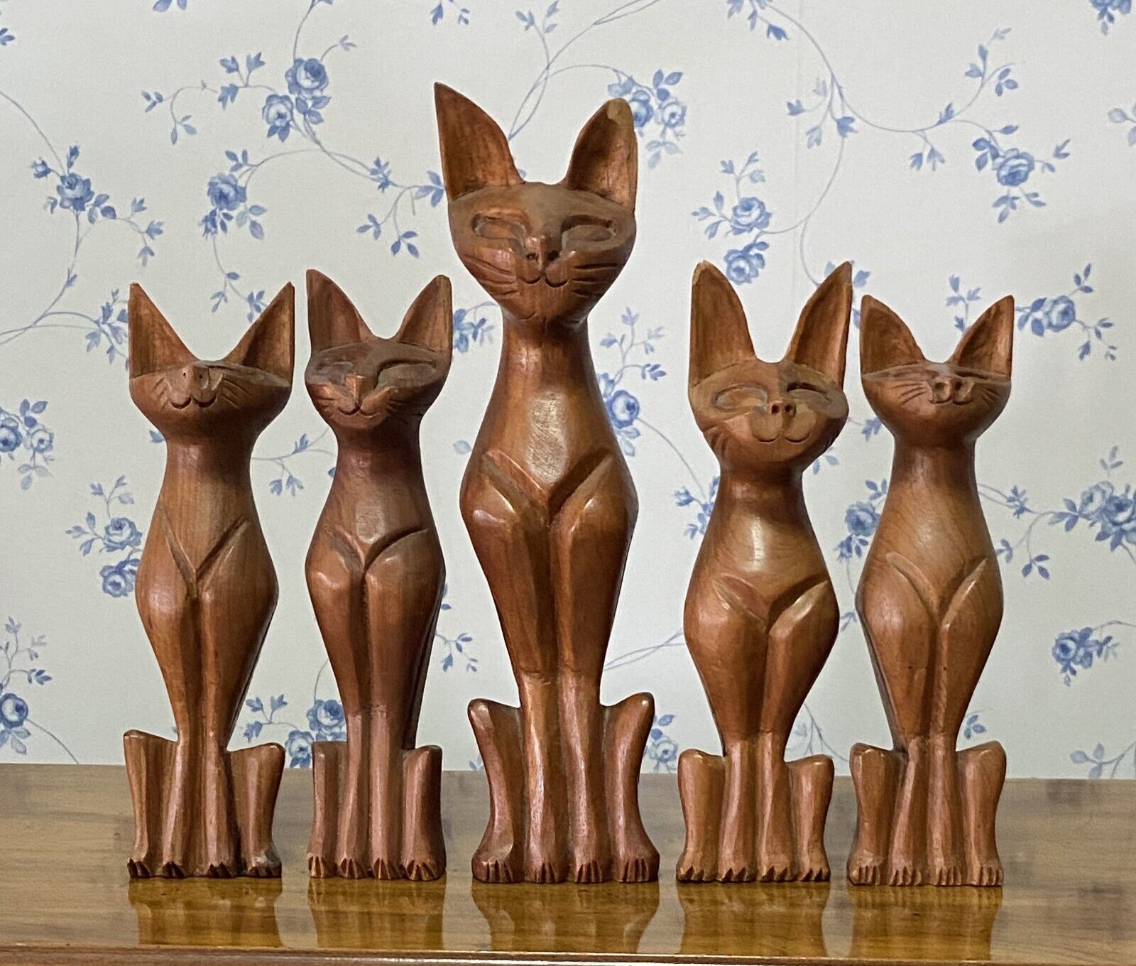 Set of Five Vintage Wood Hand Carved Siamese Cat Sculptures Statues Handcrafted 
