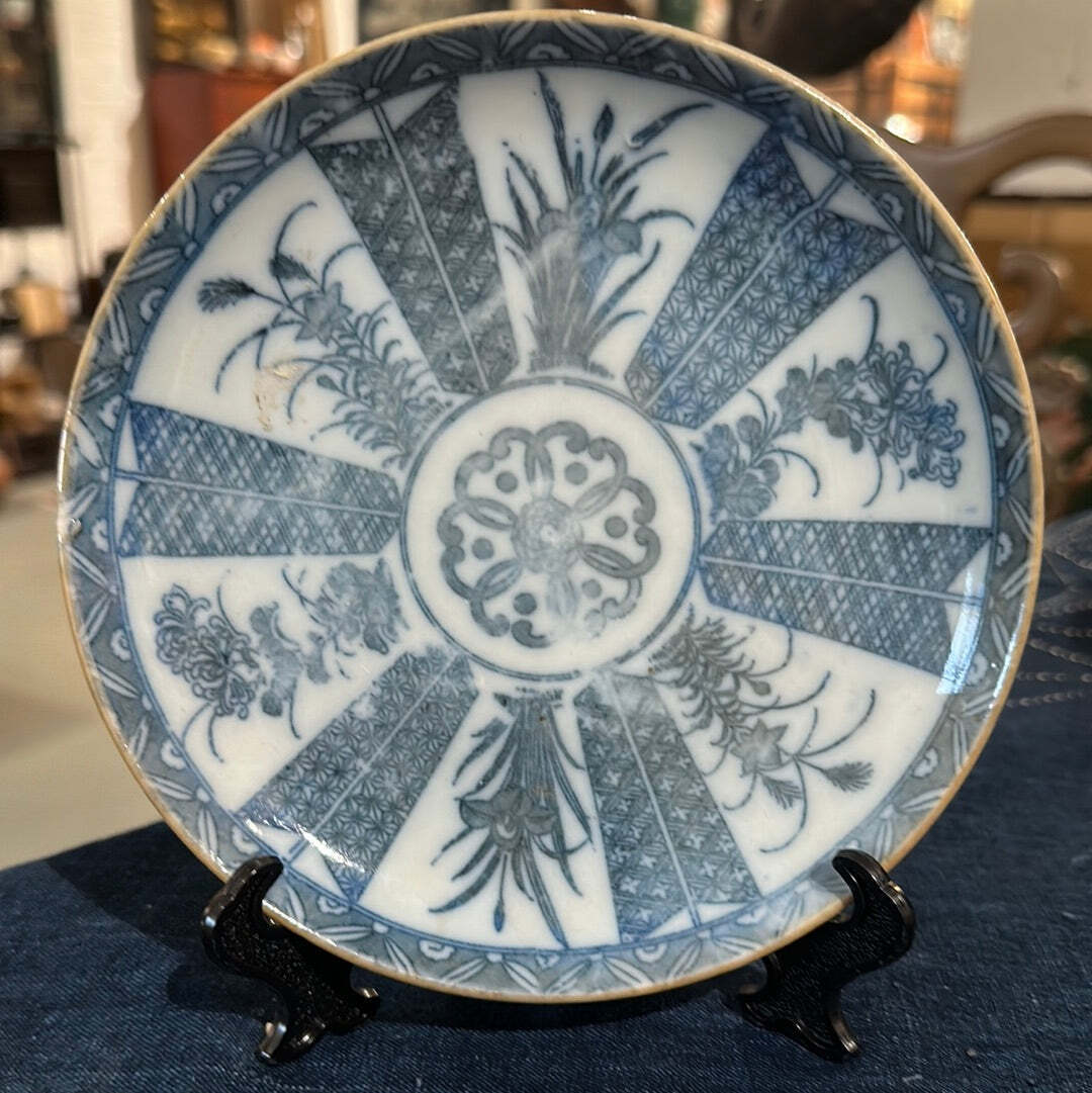Antique Japanese c1900 Ceramic Blue & White Plate 6.5\