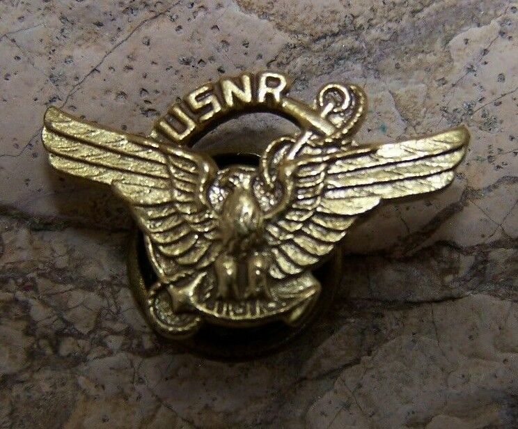 Vintage USA MILITARY (US NAVY) PINS - USNR