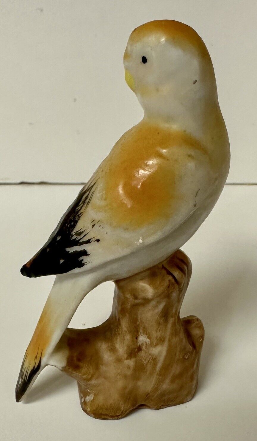 Vintage Bird W/Black Tipped Wings On Stump Made In Japan 3 1/4 X 2”