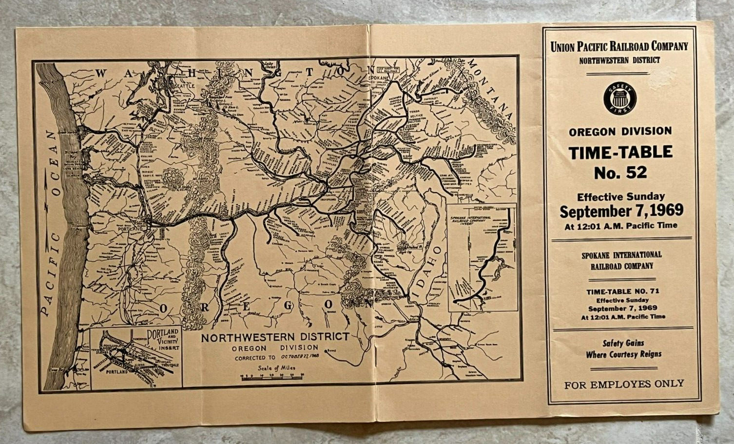 Vintage 1969 Union Pacific Railroad Oregon Timetable #52 For Employees Pamphlet