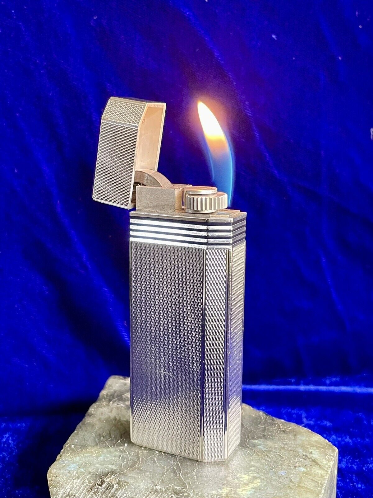 Cartier Lighter Pentagone Silver Very Good Condition Working 1 Year Warranty Box