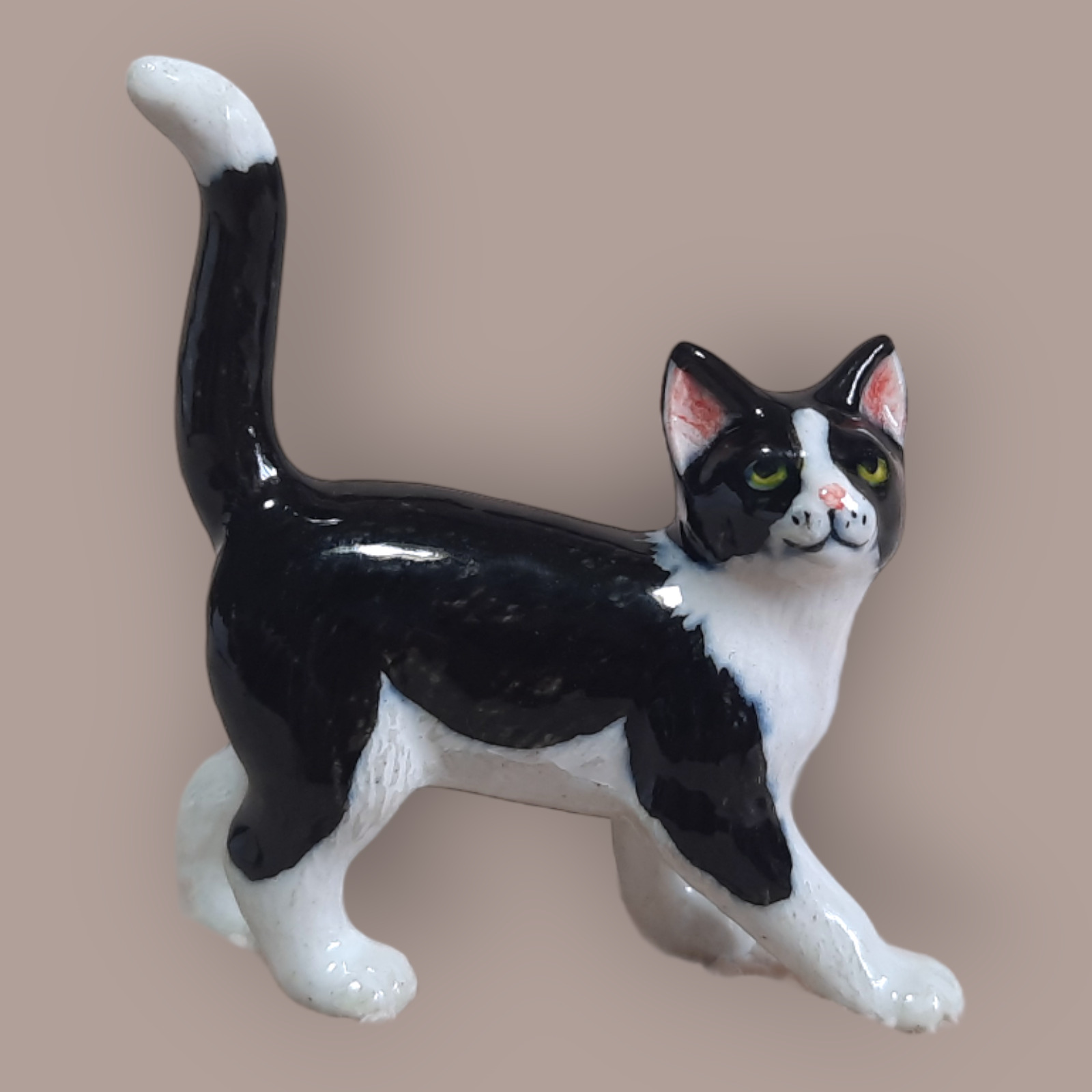 NORTHERN ROSE Cat Tuxedo Kitten Porcelain Miniature Figurine New  R314B