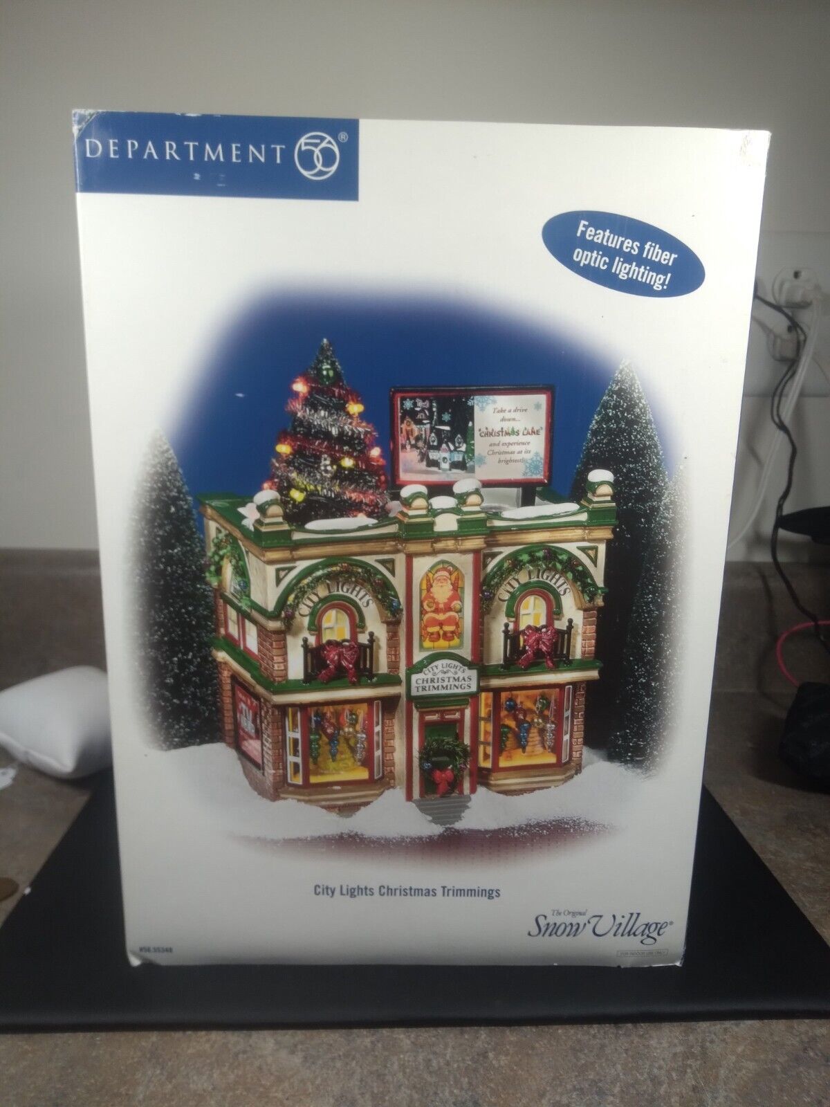 Department 56 #56.55348 City Lights Christmas Trimmings With Box