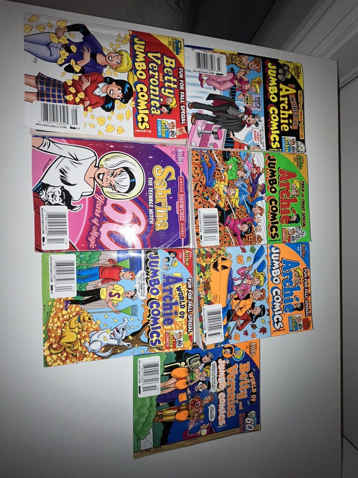 WORLD OF ARCHIE JUMBO COMICS DIRECT MESSAGE ME FOR PRICE ￼NEGOTIATION
