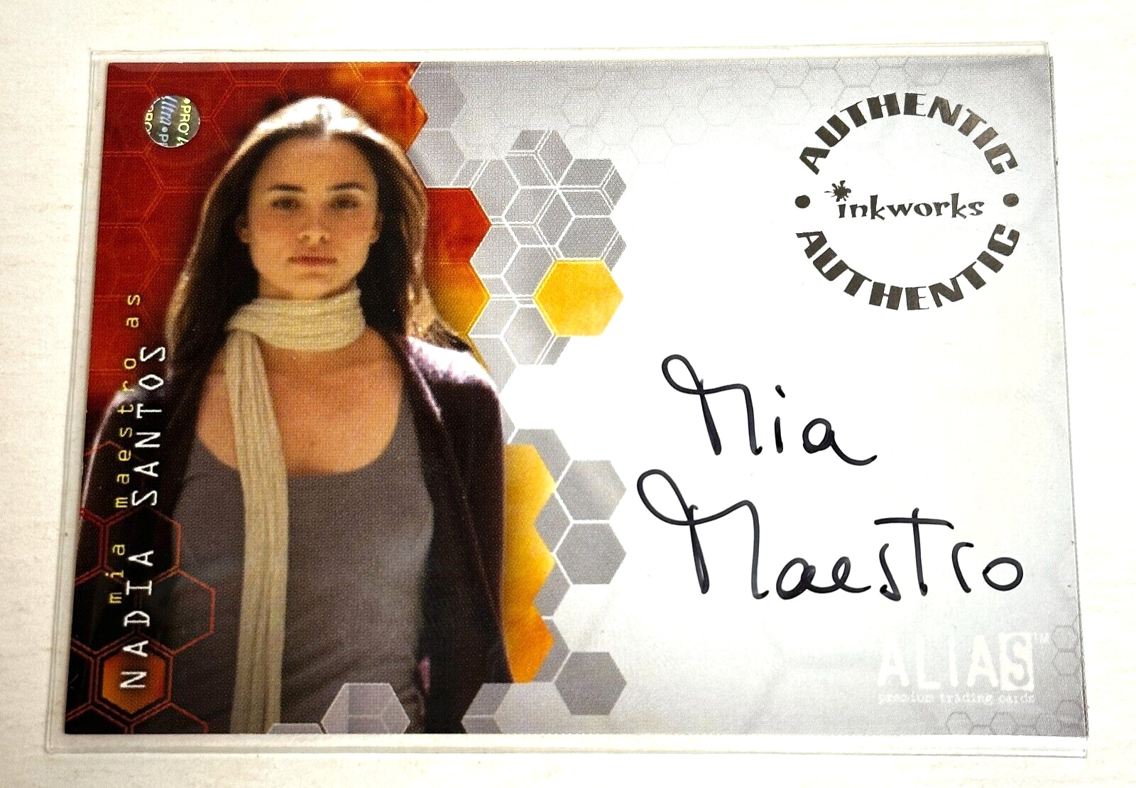 2004 Alias Season 3 Autograph Card Signed by Mia Maestro (Nadia Santos) A22