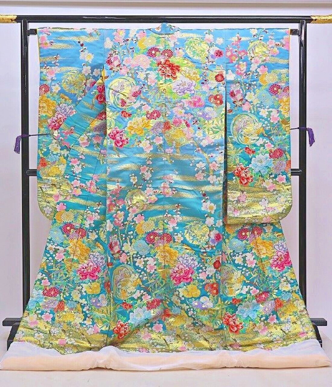 Japanese Kimono Uchikake Wedding Pure Silk japan 1550