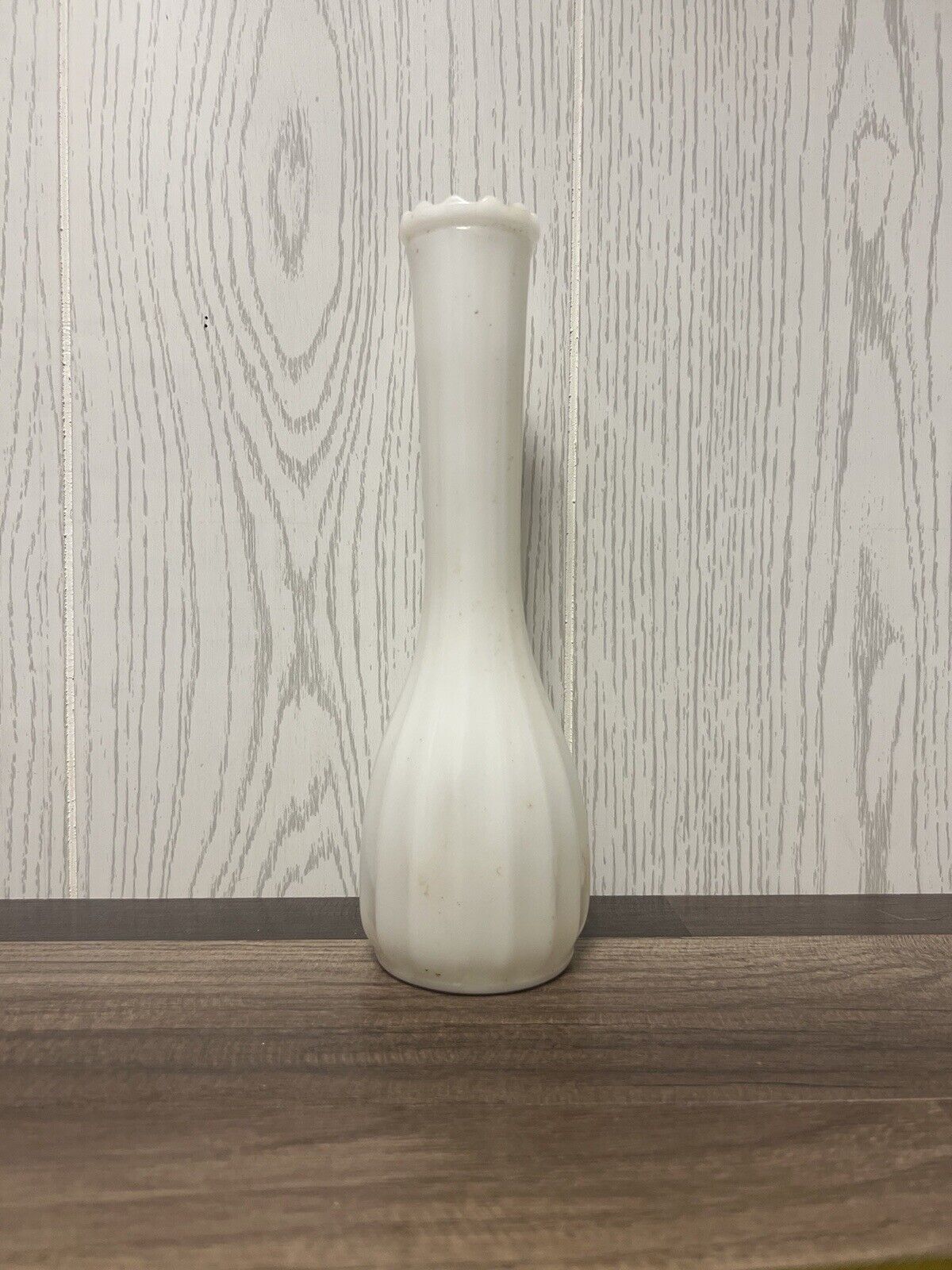 Vintage CLG Co White Milk Glass Ribbed Body Scalloped Rim Flower Bud Vase 8.75