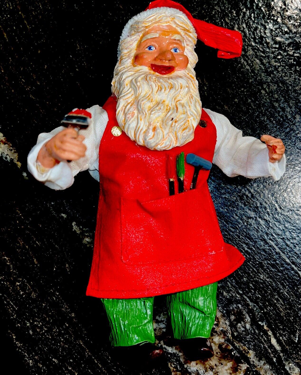 Vtg 8” ELF Shoe Santa PAPER Hat green Pants RED SMOCK tools Paint Brush Blue Eye