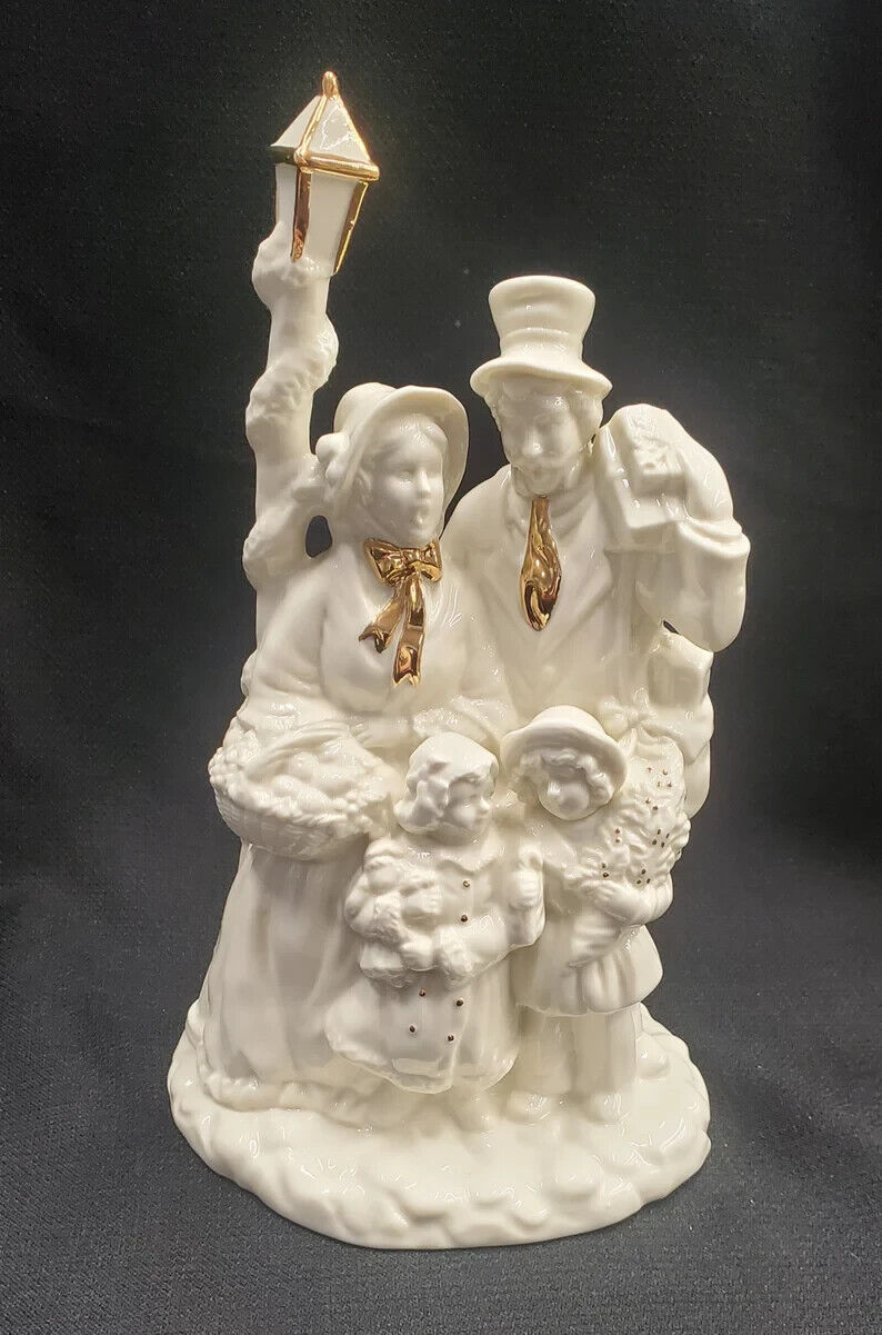 VTG Colonial Style Christmas Carolers Music Box White Porcelain With Gold Trim