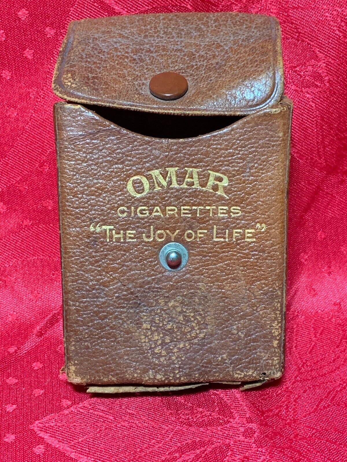 Vintage Omar Cigarettes “The Joy Of Life” Genuine Lamb Leather Case. RARE