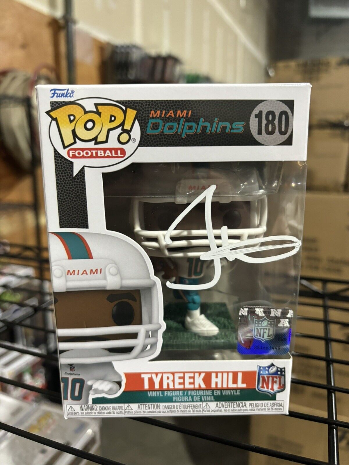 Tyreek hill signed funko pop Miami dolphins with coa