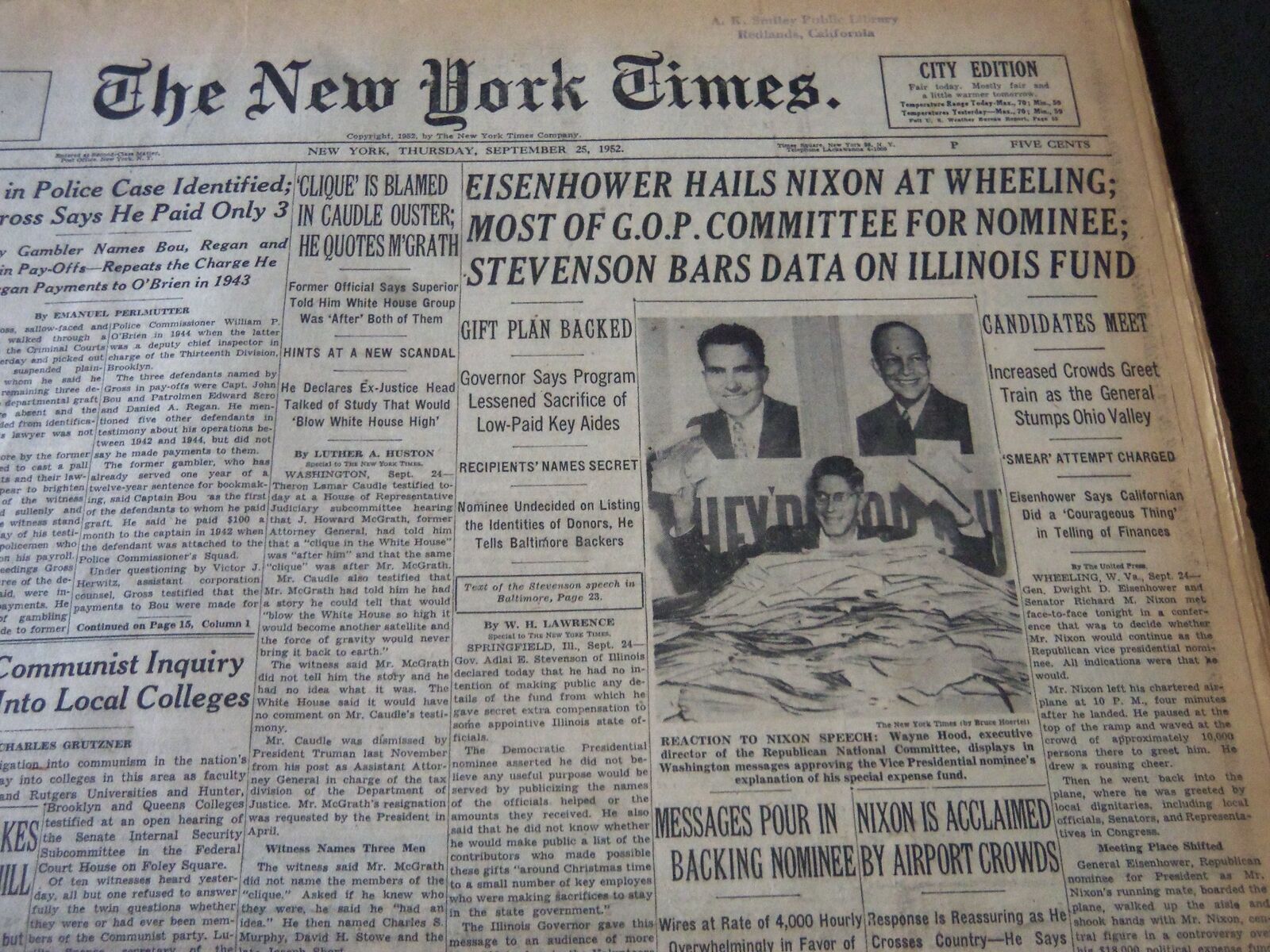 1952 SEPT 25 NEW YORK TIMES - EISENHOWER HAILS NIXON AT WHEELING - NT 6117