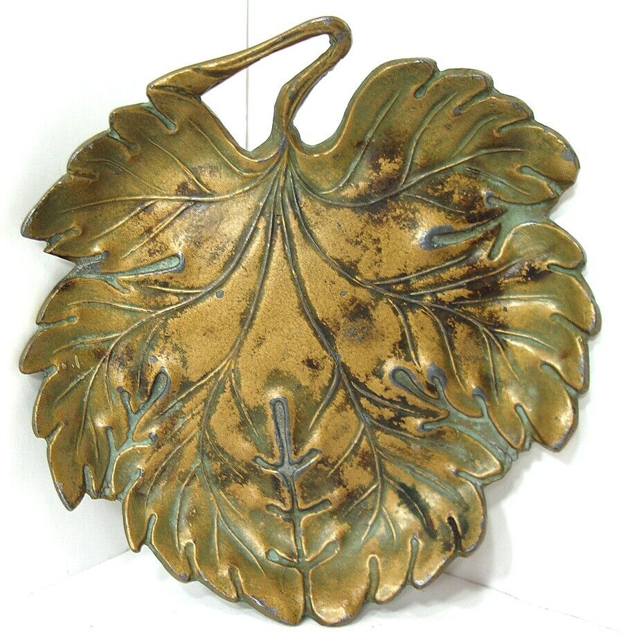 RARE - VTG 1920s or Earlier Art Nouveau Style Gold Metal Oak Leaf Change Tray