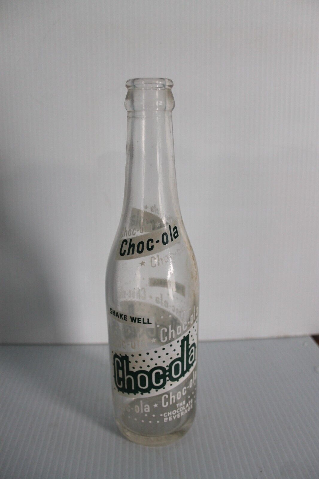 Vtg CHOC-OLA Chocolate Flavor 9oz Glass Soda Pop Bottle Indianapolis Ind  1970\'s