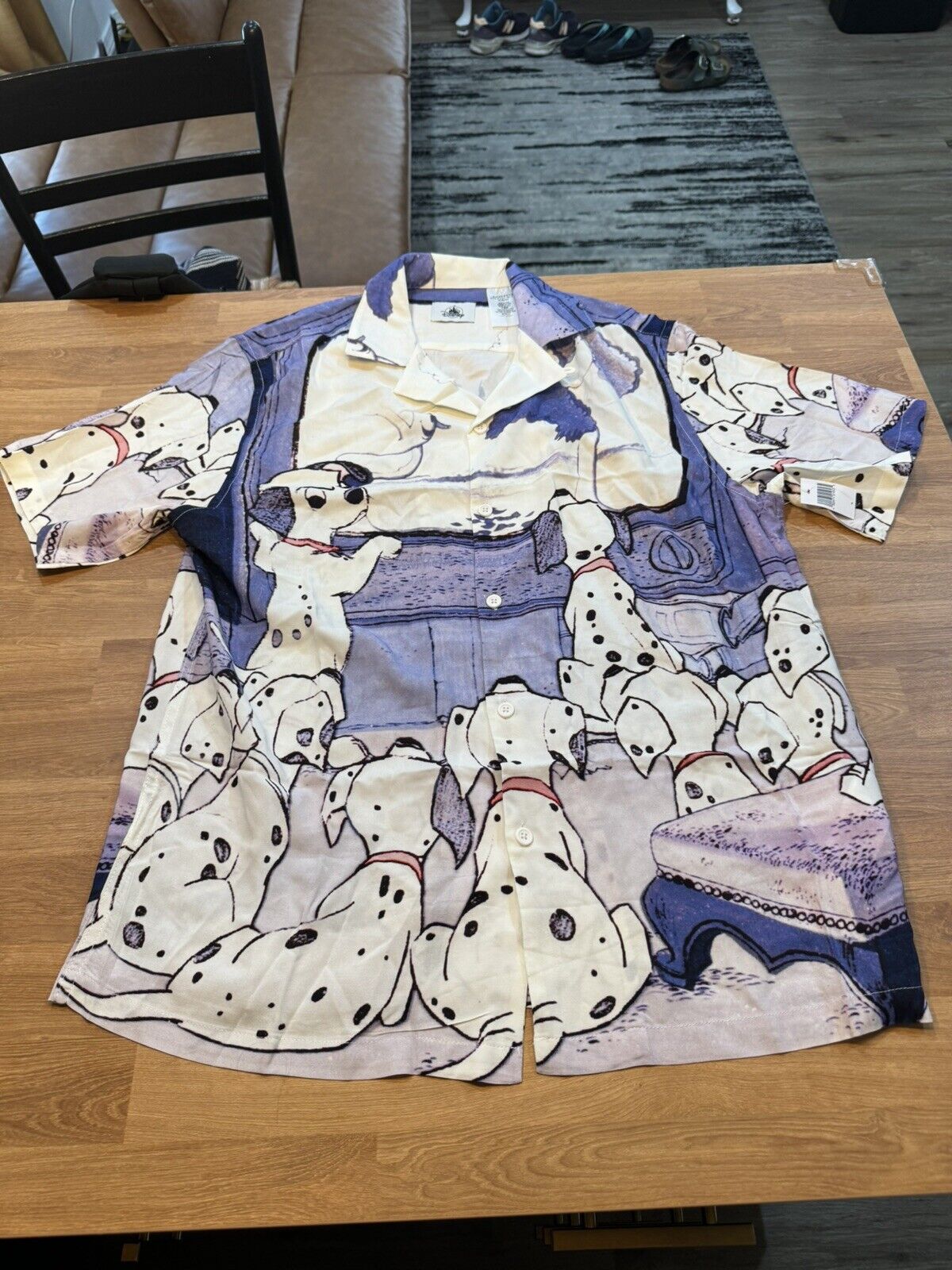 2024 NEW Exclusive Disney Park Buttoned-Up Shirt 101 Dalmatians Medium