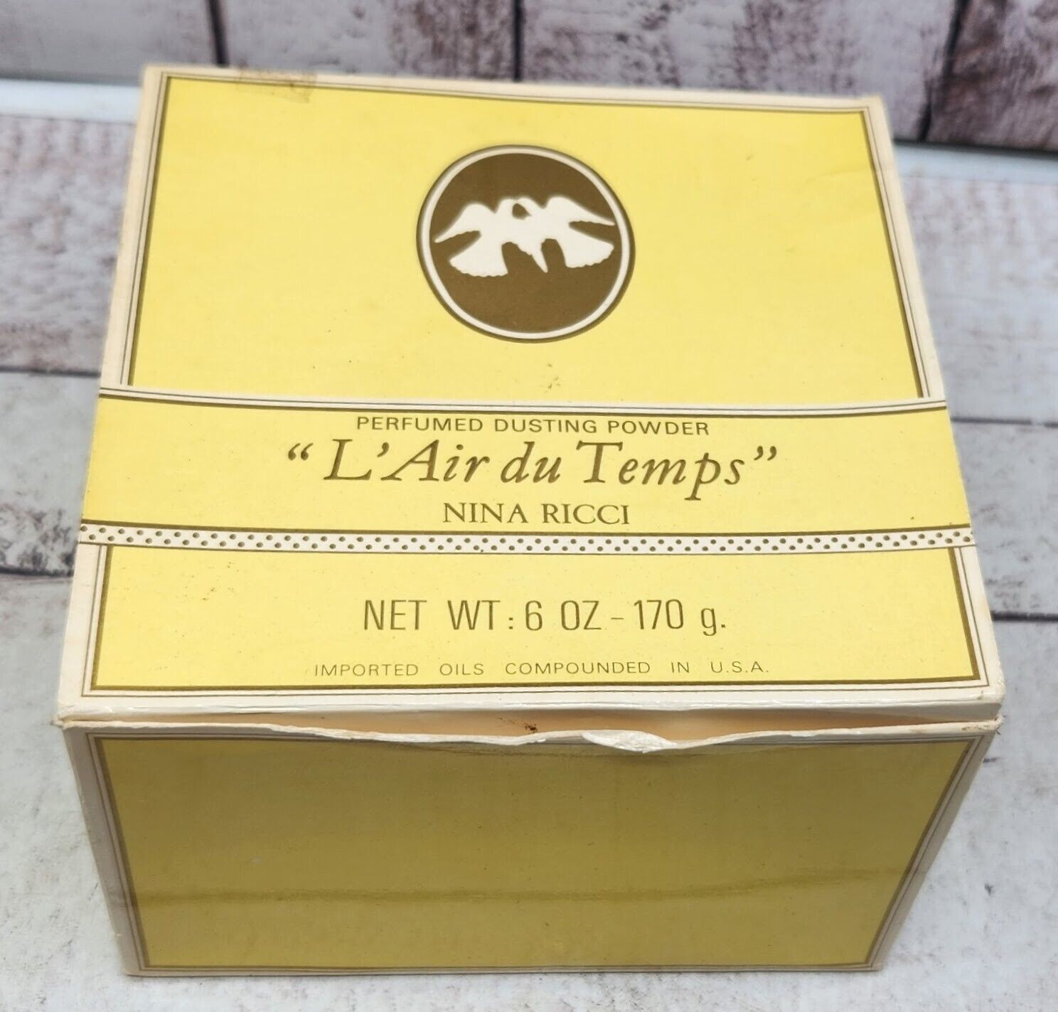 Vintage L\'air du Temps Nina Ricci Perfumed Dusting Powder 6 Oz 170 Grams Talc