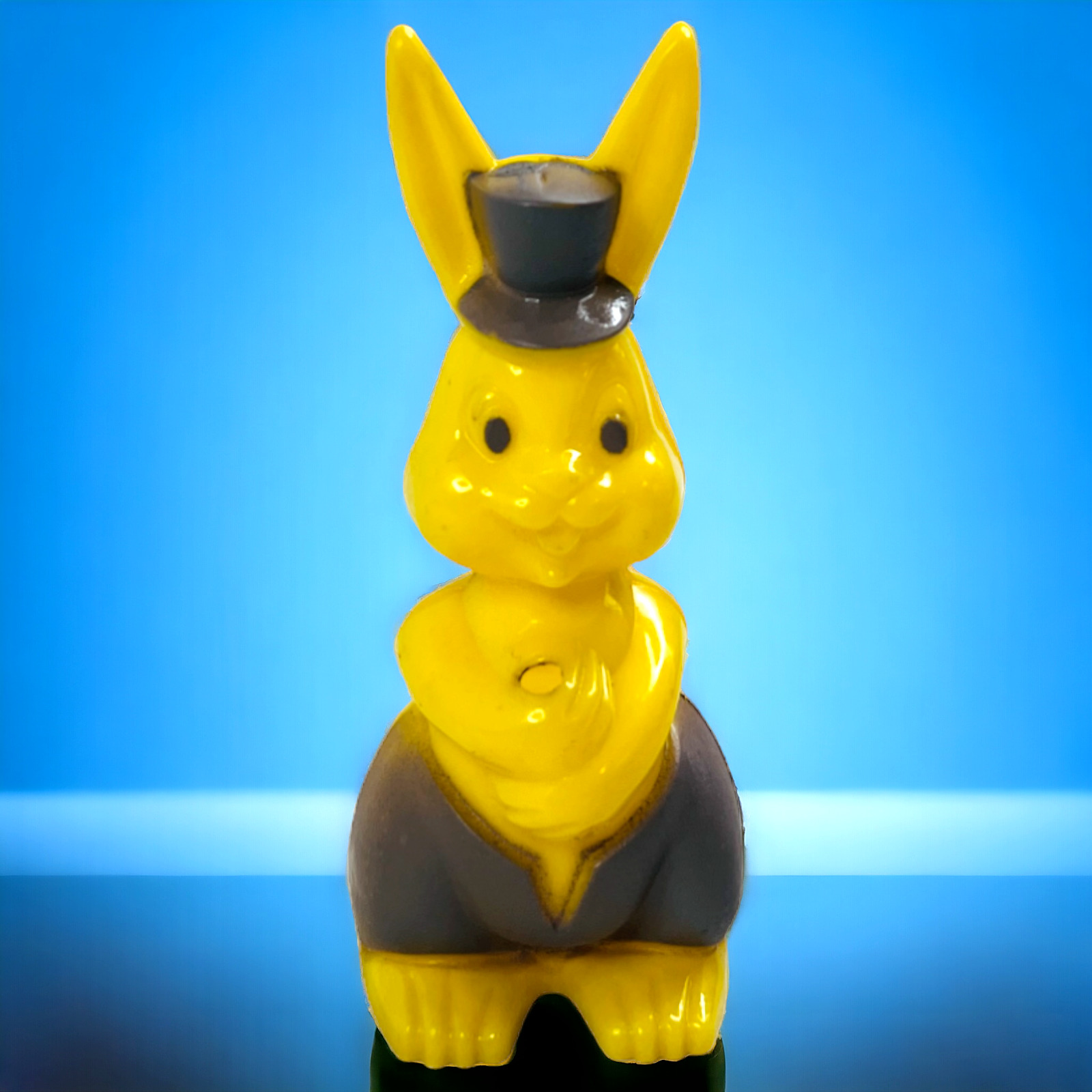 Vintage Plastic Bunny Rabbit Rosbro Lollipop Holder Sucker Hard Candy Easter Toy