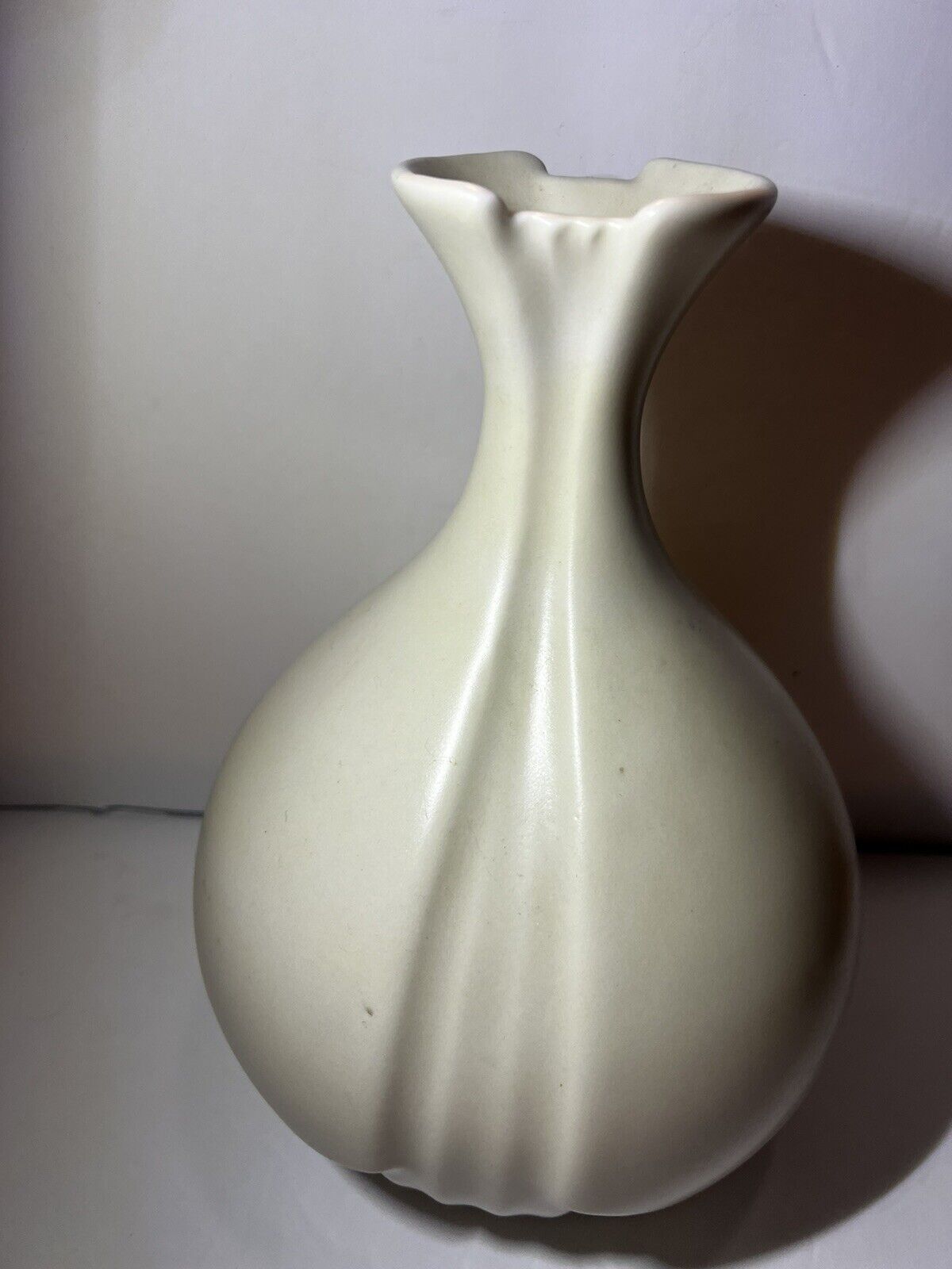 Klein Reid New York studio signed 1996 vase