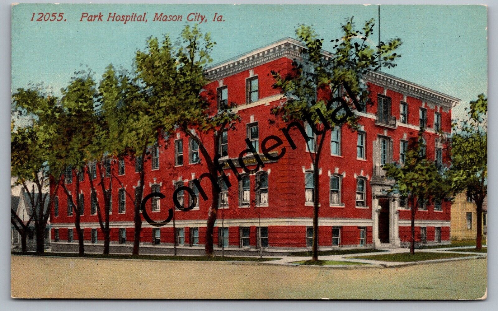 Old Red Brick Park Hospital At Mason City Iowa IA Litho Postcard H287
