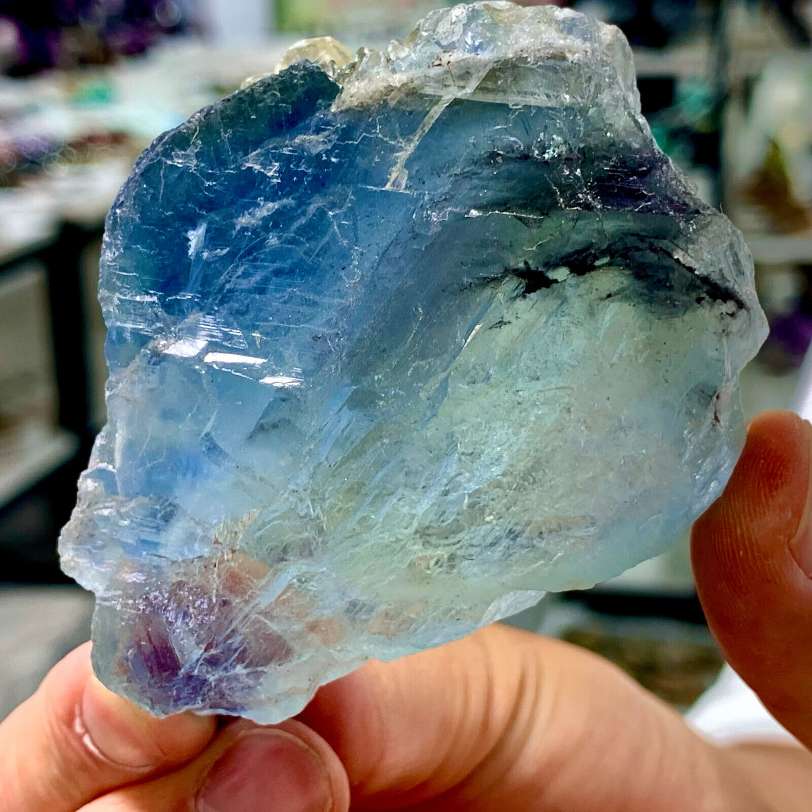 191G Rare transparent blue cubic fluorite mineral crystal sample / China