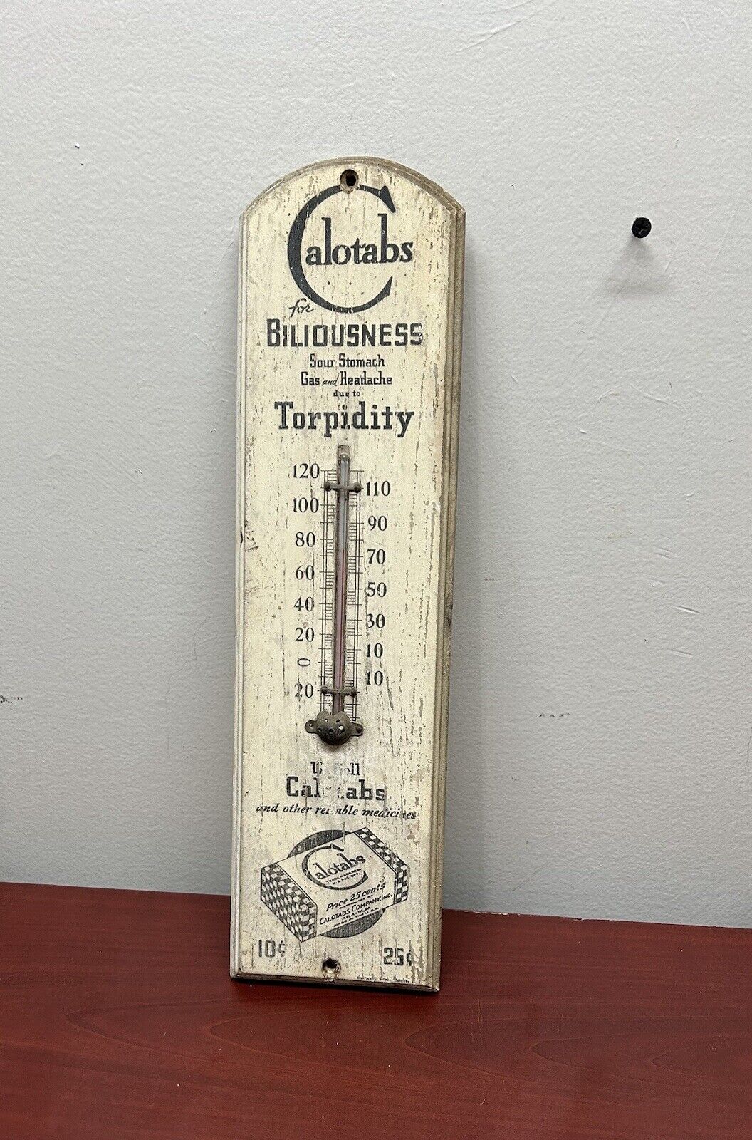 Vintage 1940's CALOTABS DRUGSTORE PHARMACY ADVERTISING WOODEN THERMOMETER SIGN