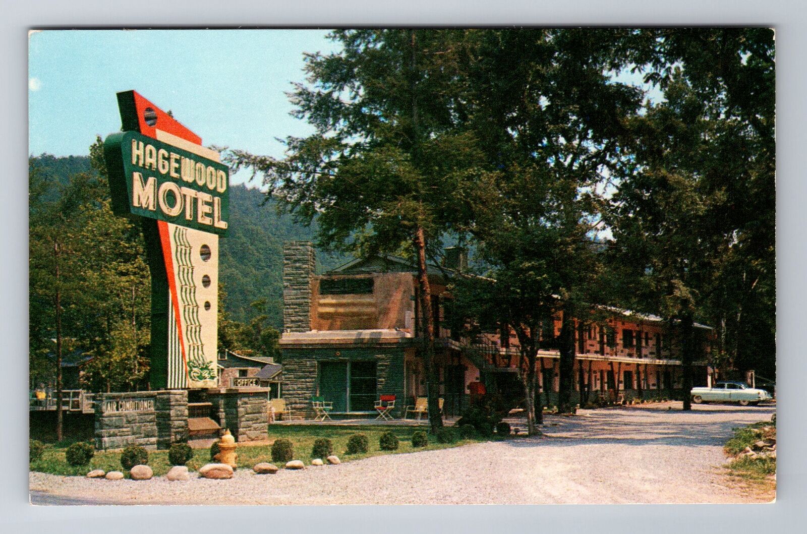 Gatlinburg TN-Tennessee, Hagewood Motel Advertising, Antique, Vintage Postcard