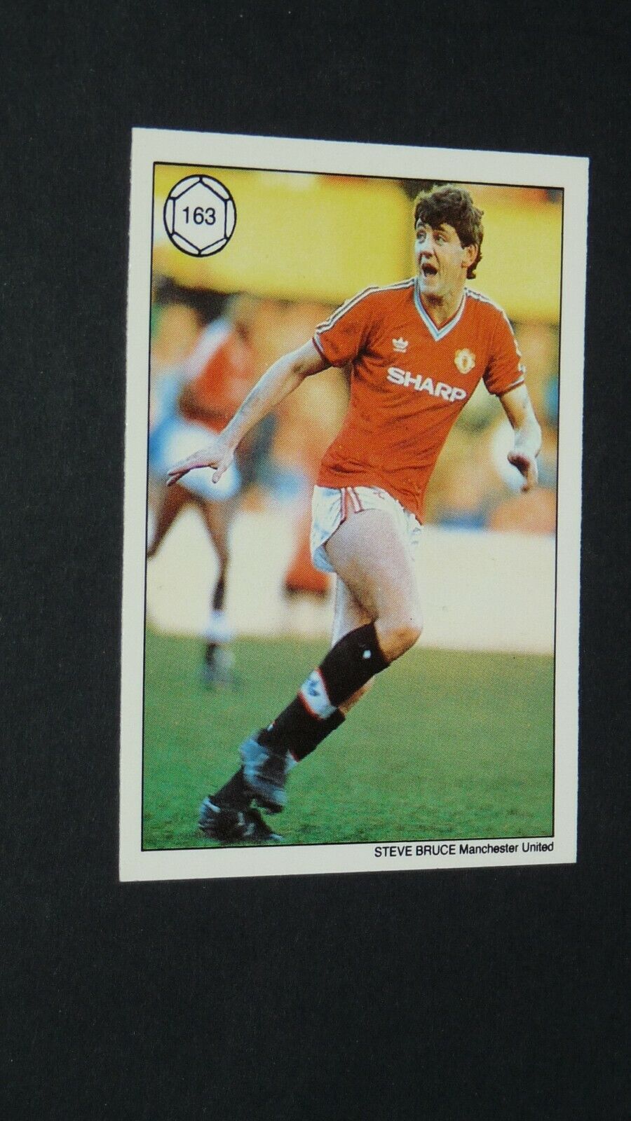 #163 STEVE BRUCE MANCHESTER UNITED FOOTBALL CARD TOPPS 1989 SAINT & GREAVSIE
