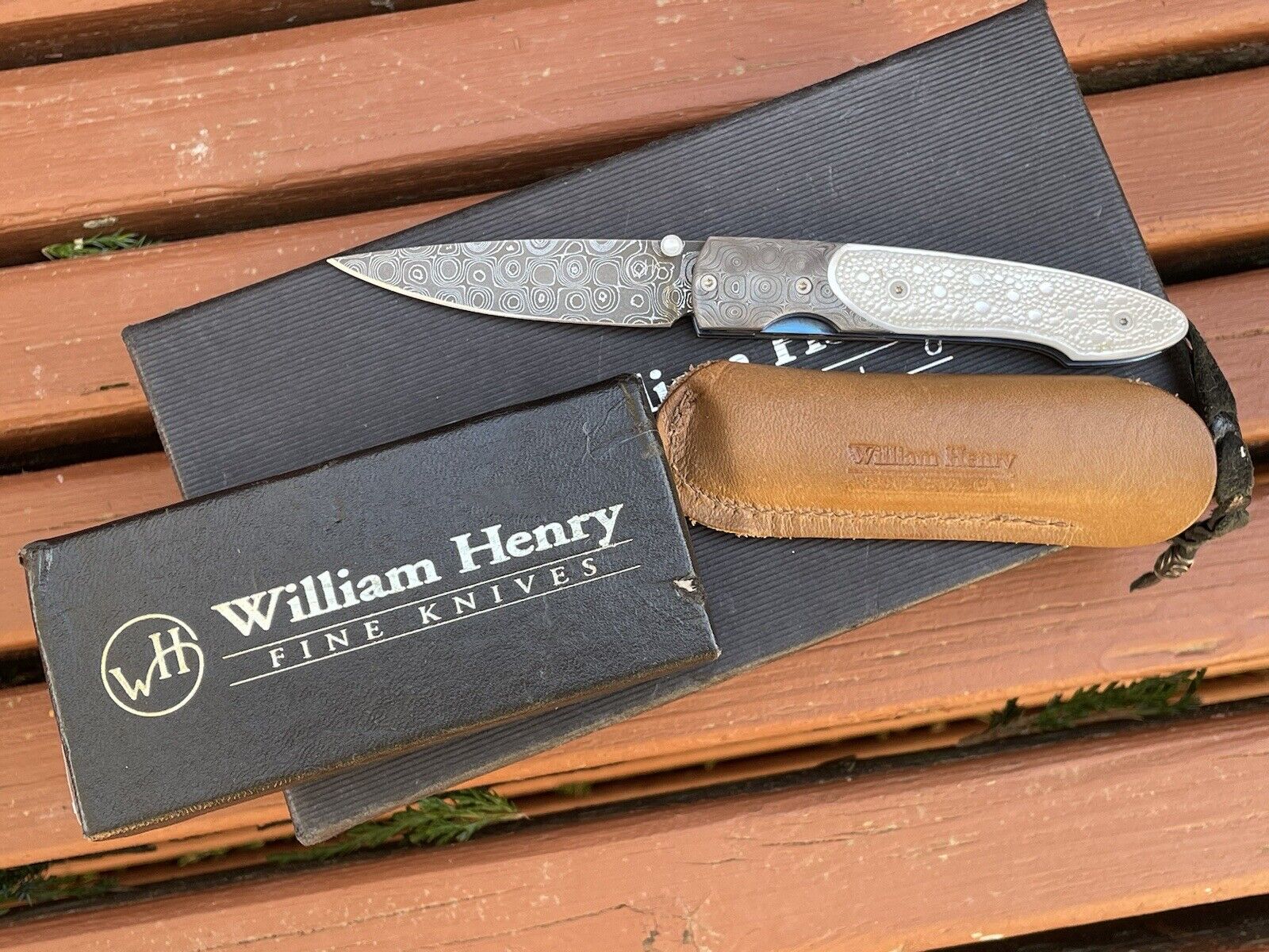 RARE William Henry Vintage T10 Monsoon Knife Damascus Engraved Pearl