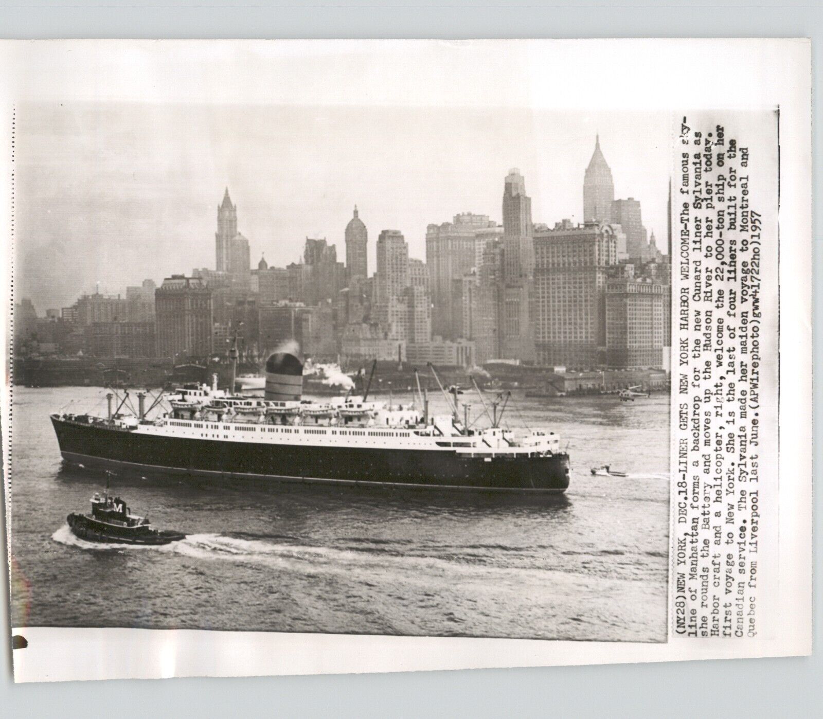 Gorgeous VINTAGE 1957 Press Photo PASSENGER SHIP Manhattan Skyline