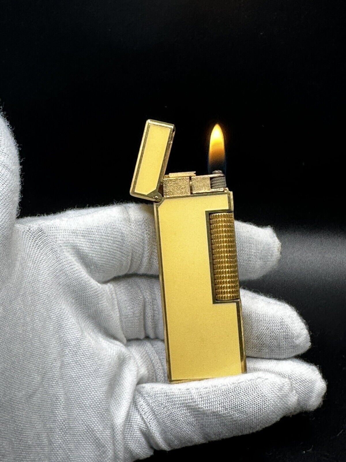 Dunhill Rollagas Lighter Gold Plated With Yellow Lacquer 