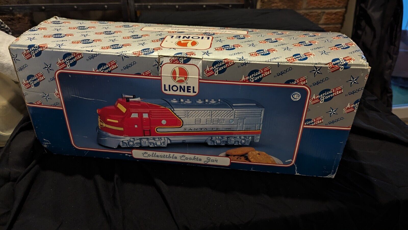 Lionel Santa Fe 2333 Locomotive Train Collectible Ceramic Cookie Jar 17” NIB