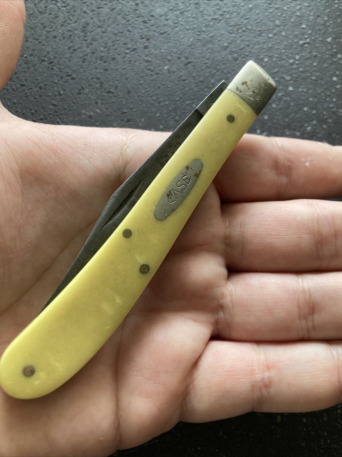 Vintage Case Knife 8 Dot 1970’s Marked Case XX USA Yellow (31048)