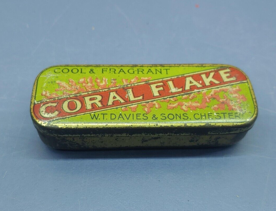 Vintage W.T. Davies & Sons, Chester Coral Flake Empty Tobacco Striker Finger Tin