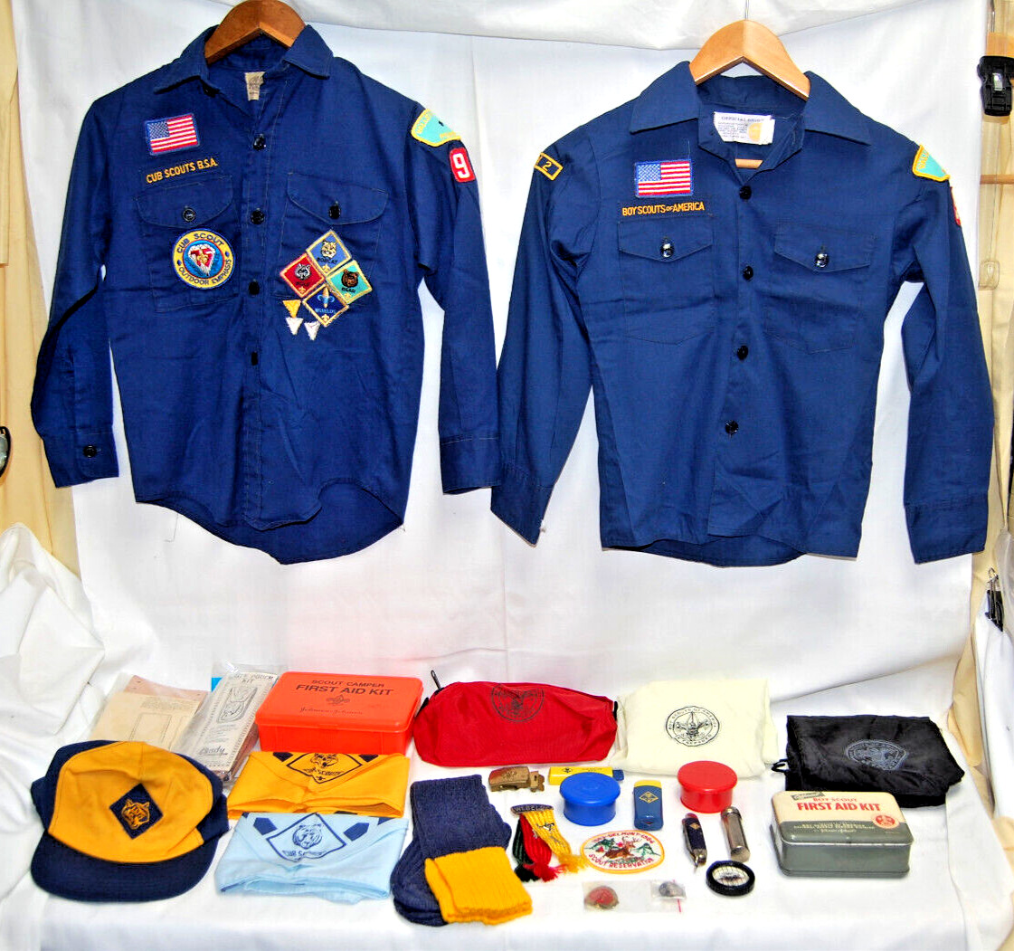 Cub Scouts & Boy Scouts of America   Lot of 25 Assorted Items  Vintage  T1834