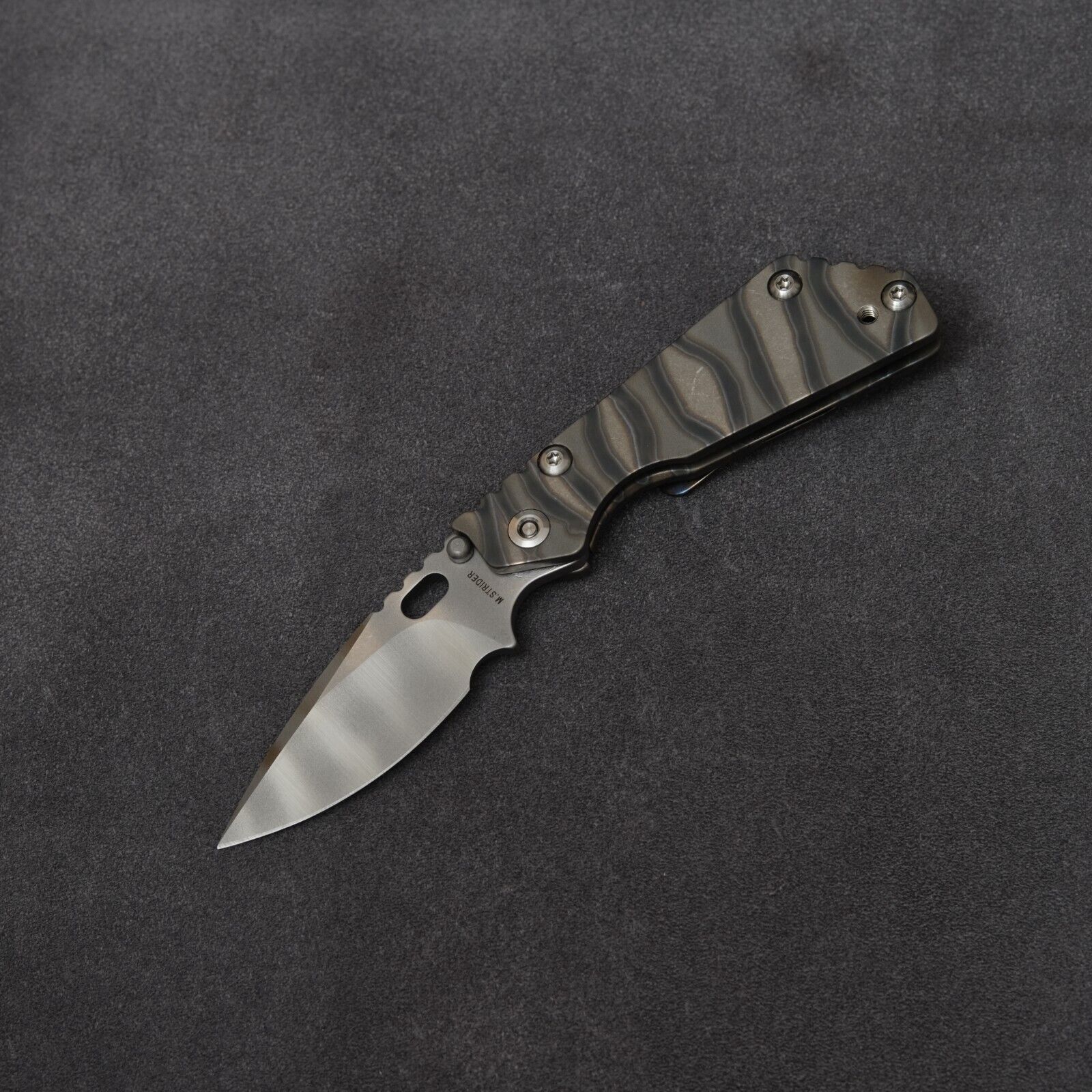 Strider Knives PT - DSS / Ghost Striped Blade / MagnaCut