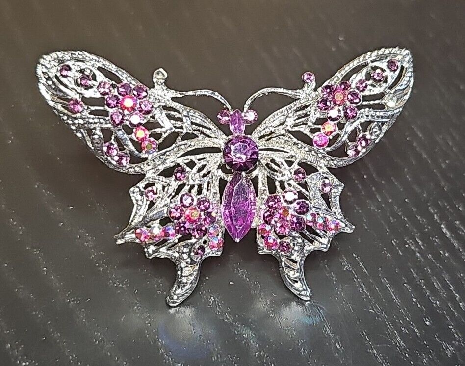 Vintage Unsigned Rhinestone Crystal Purple Silver Tone Butterfly Brooch Pin 3in