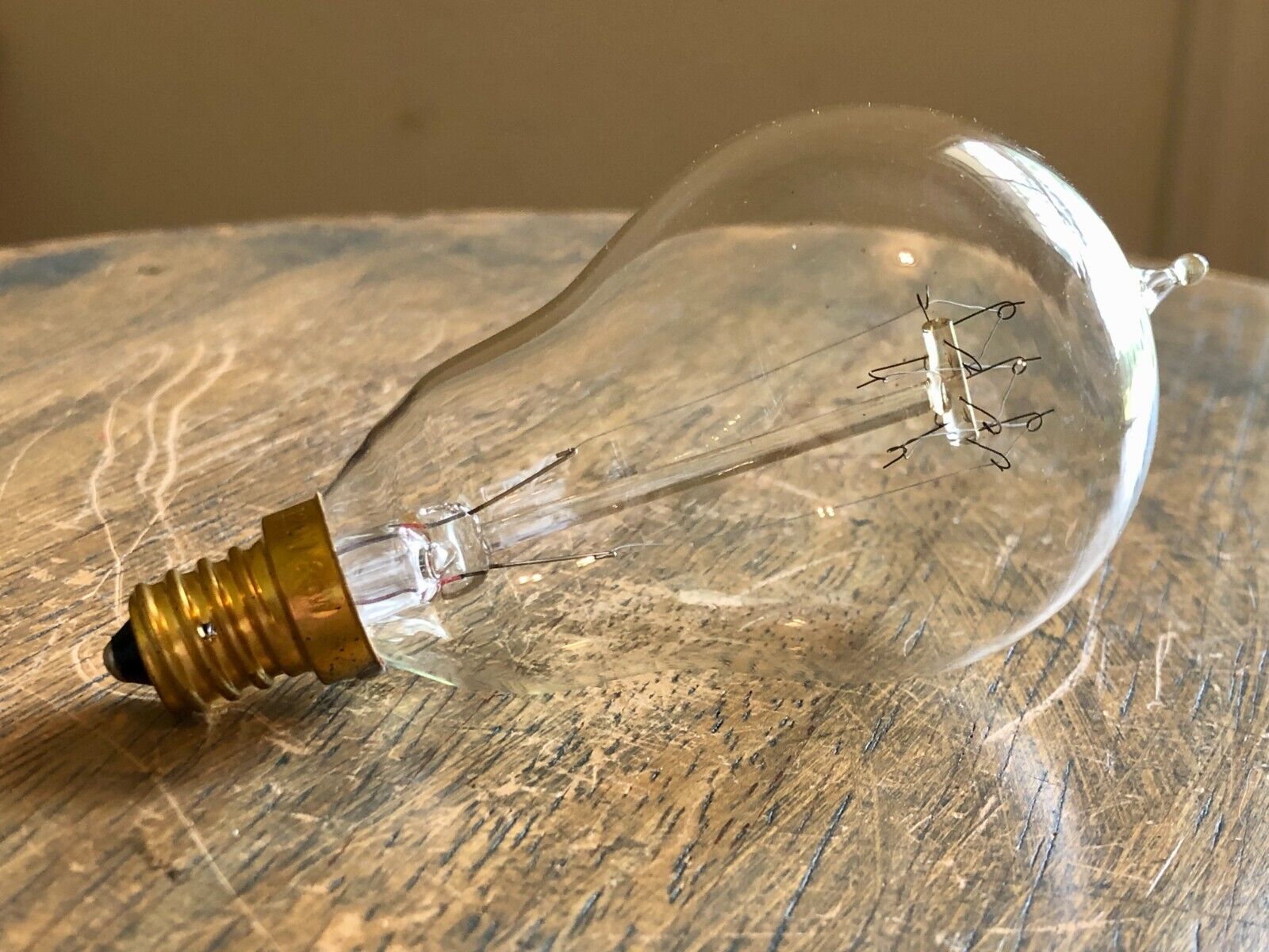 Candelabra Light Bulb (Small E12 Base), 25 Watts Vintage Edison Style A15 Spiral