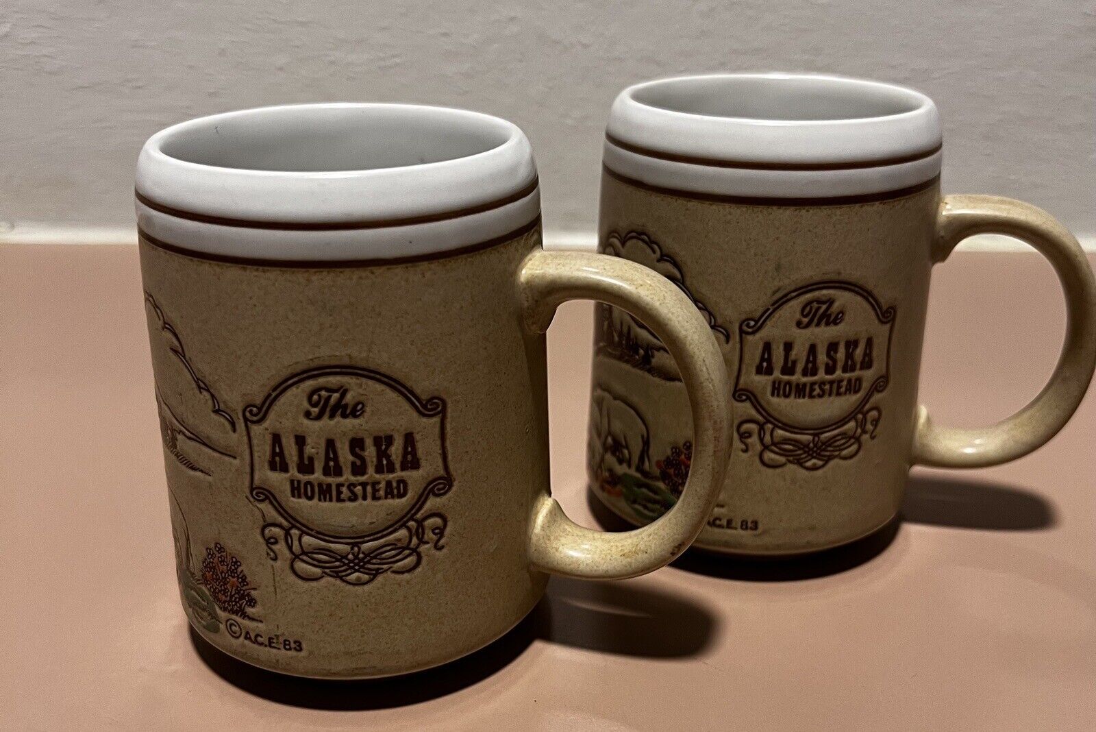 Alaska Homestead Coffee Mug Stoneware A.C.E. 83 Bears Cabin Mountain 2 Pc 8oz