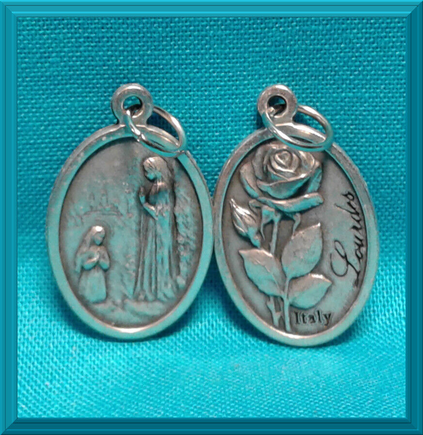 Our Lady of Lourdes France Double Sided ROSE CATHOLIC Medal 1\