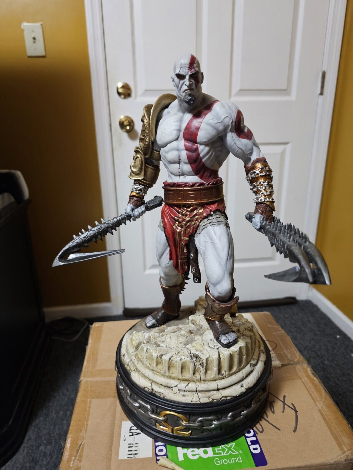 Kratos Statue Sideshow Collectibles Exclusive No. 345/550