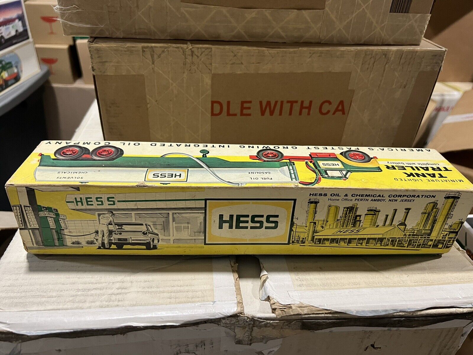 vintage 1964 hess truck with Box