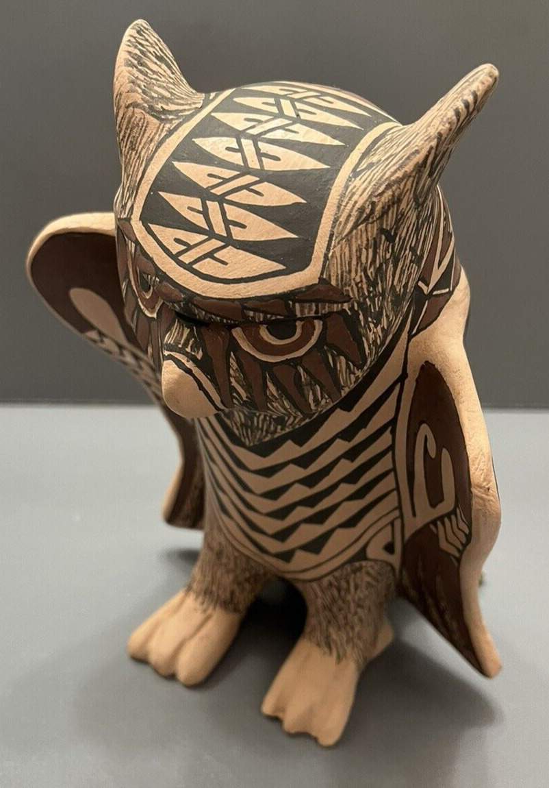 Mata Ortiz Pottery Effigy Hoot Owl Tomas Quintana Paquime Mexican Fine Folk Art