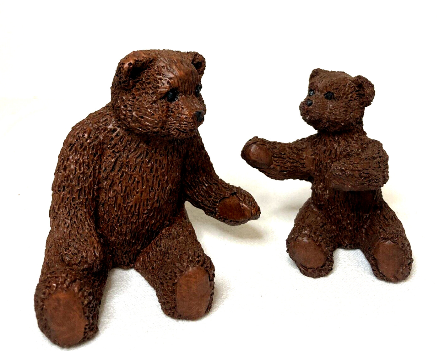 Vtg Red Mill Mfg Pecan Resin Bears Lot of 2 Sitting Parent & Child Made in USA