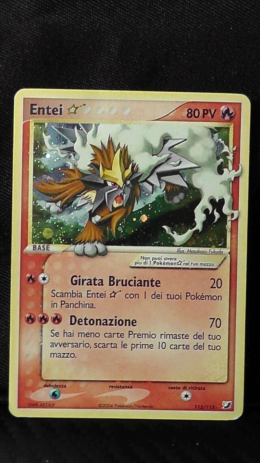 Entei Gold Star Unseen Forces 113/115 ITA Good/Moderately Played - No Charizard