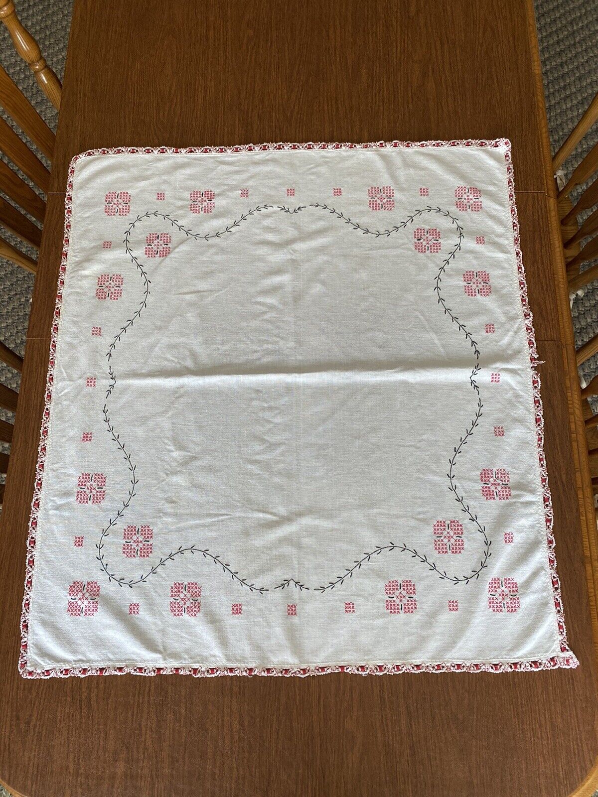 Vintage Linen Tablecloth Red/black Cross Stitch With Crochet Border 34x38”