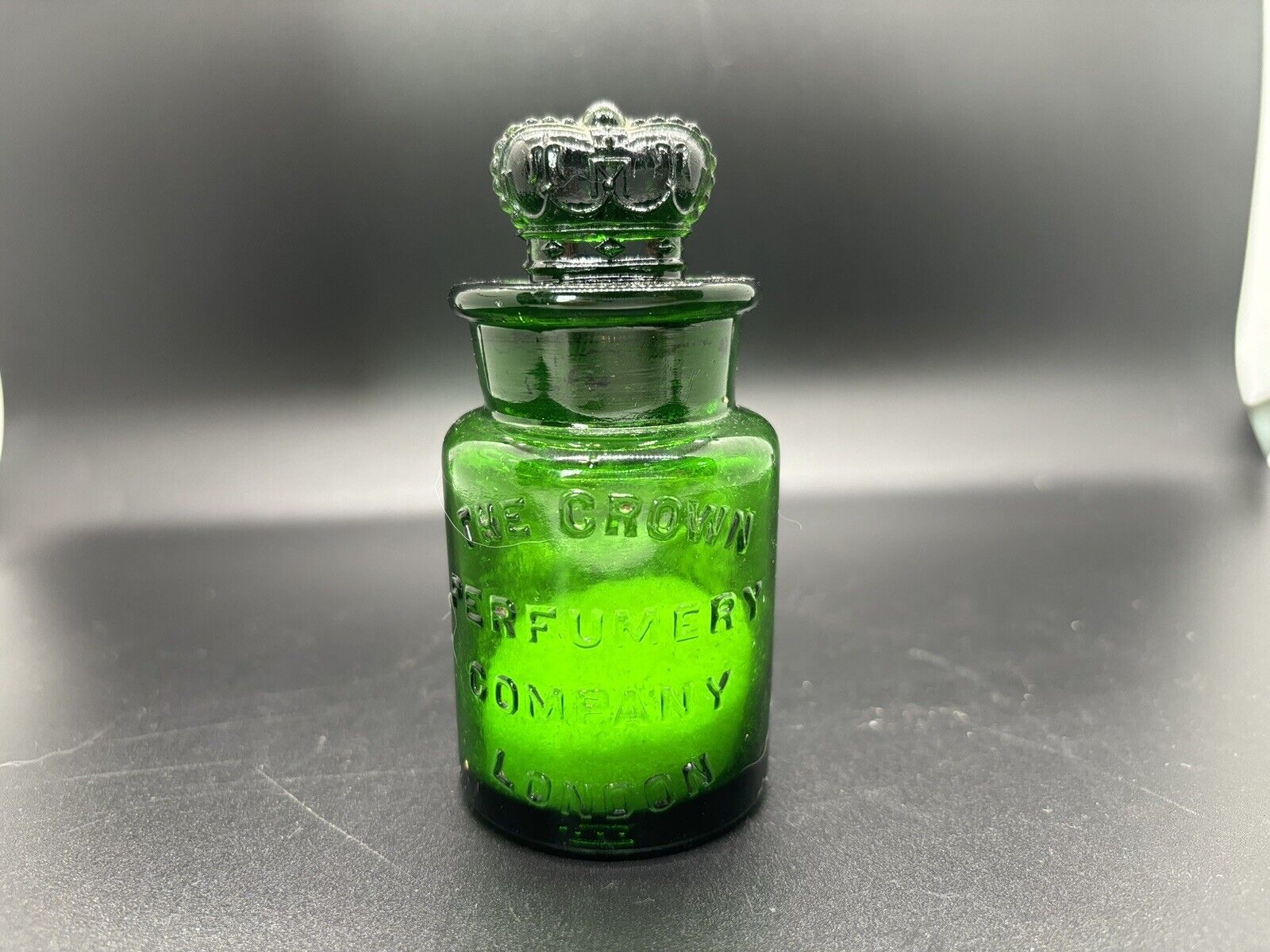Vintage Emerald Green Smelling Salt Perfume Bottle THE CROWN PERFUMERY CO London